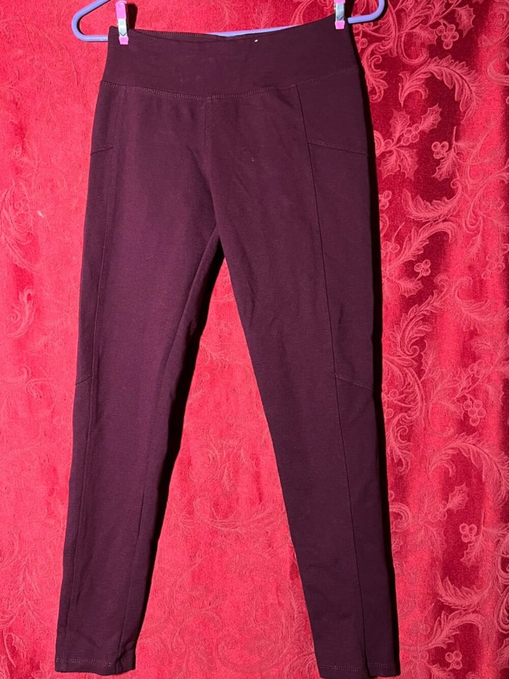 Mudd Women's Small Burgundy Plum 4-Way Stretch Leggings